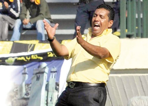 السيرة الذاتية لرشيد الطوسي بعد فوزه على بادو ازاكي في السباق على تدريب المنتخب المغربي  - الجديدة 24