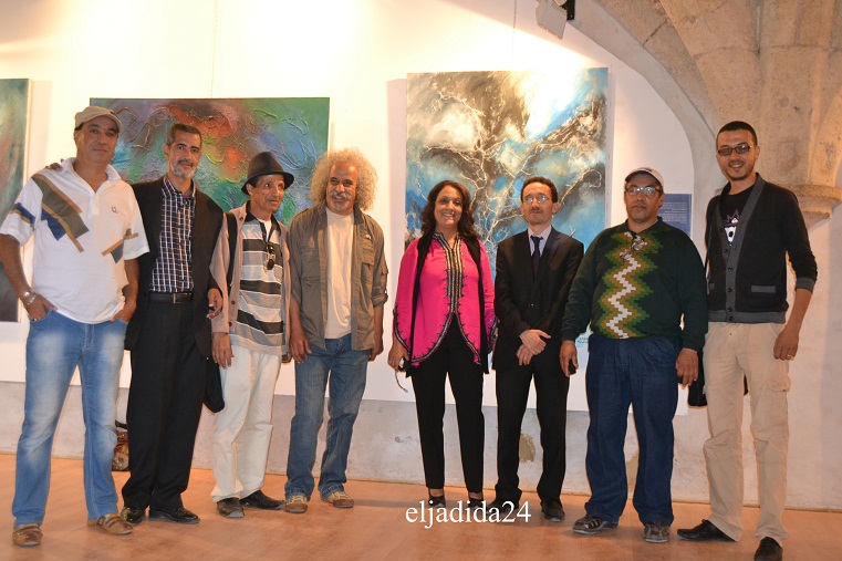  تحت إشراف المديرية الجهوية للثقافة الفنانة خديجة السقاط تعرض لواحتها الفنية بالحي الربتغالي