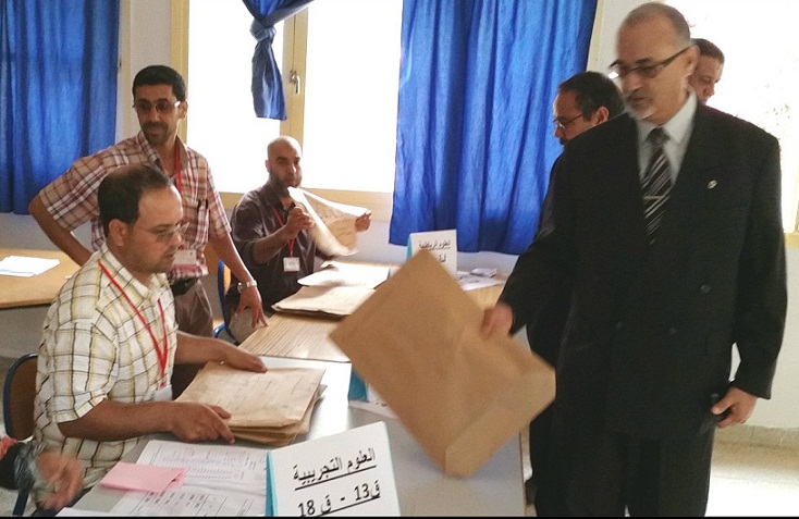  مدير أكاديمية دكالة˗عبدة يحث النواب والأساتذة على إعمال الصرامة في تصحيح أوراق امتحانات البكالوريا  - الجديدة 24