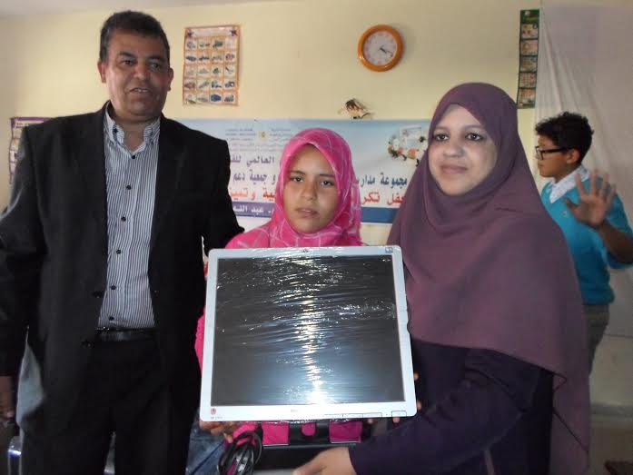 مجموعة مدارس عبدالله بن الكامل بنيابة الجديدة تحتفي بنساء المنطقة 