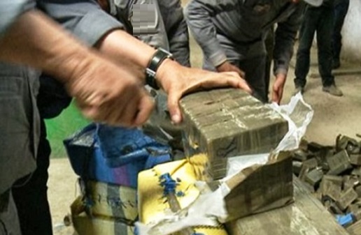 المحيط الأطلسي يلفظ 20 كيلوغراما من مخدر الشيرا على شواطئ الجديدة