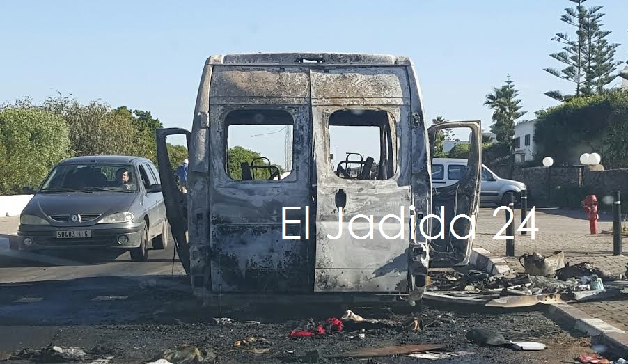 نجاة بلجيكي من الموت حرقا بعدما أتت النيران على مقطورته السياحية بالحوزية - الجديدة 24