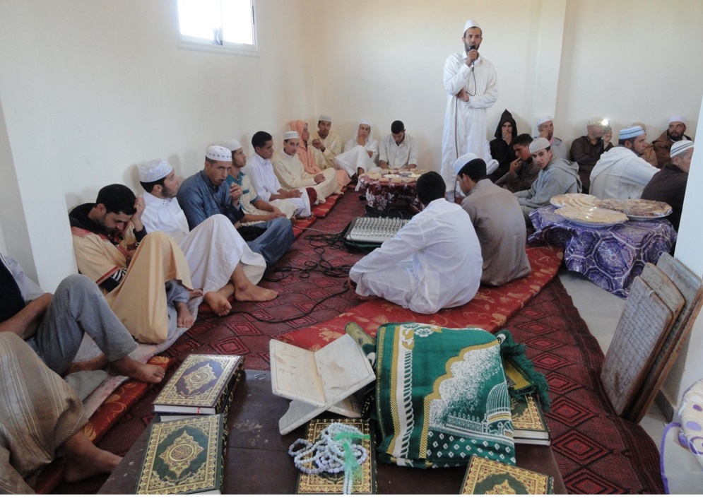 ساكنة دوار السلاهمة باولاد حمدان تحتفل بافتتاح مدرسة قرآنية وبطالب حفظ القرآن كاملا + فيديو