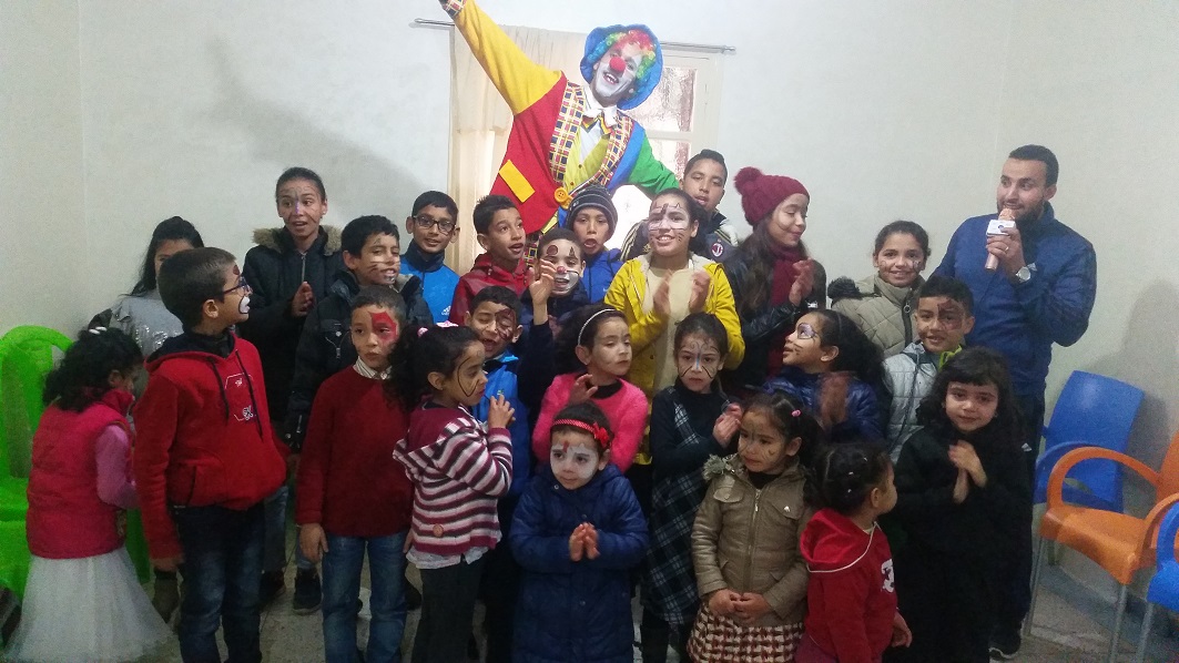 جمعية الفجر للثقافة و التنمية تنظم نشاطا ترفيهيا للأطفال بحي النسيم بالجديدة