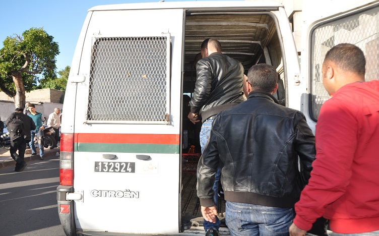الشرطة القضائية بمدينة آزمور تستمع إلى ضحايا متهمة بالنصب والاحتيال  
