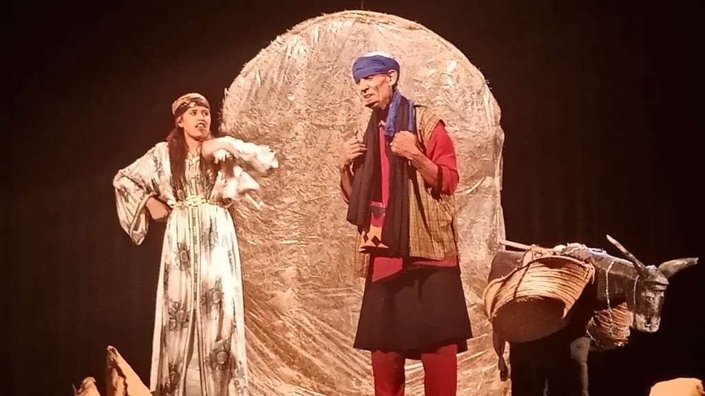 فرقة أمجاد للمسرح تعرض مسرحية ''طامو مولات الشان'' بمسرح عفيفي