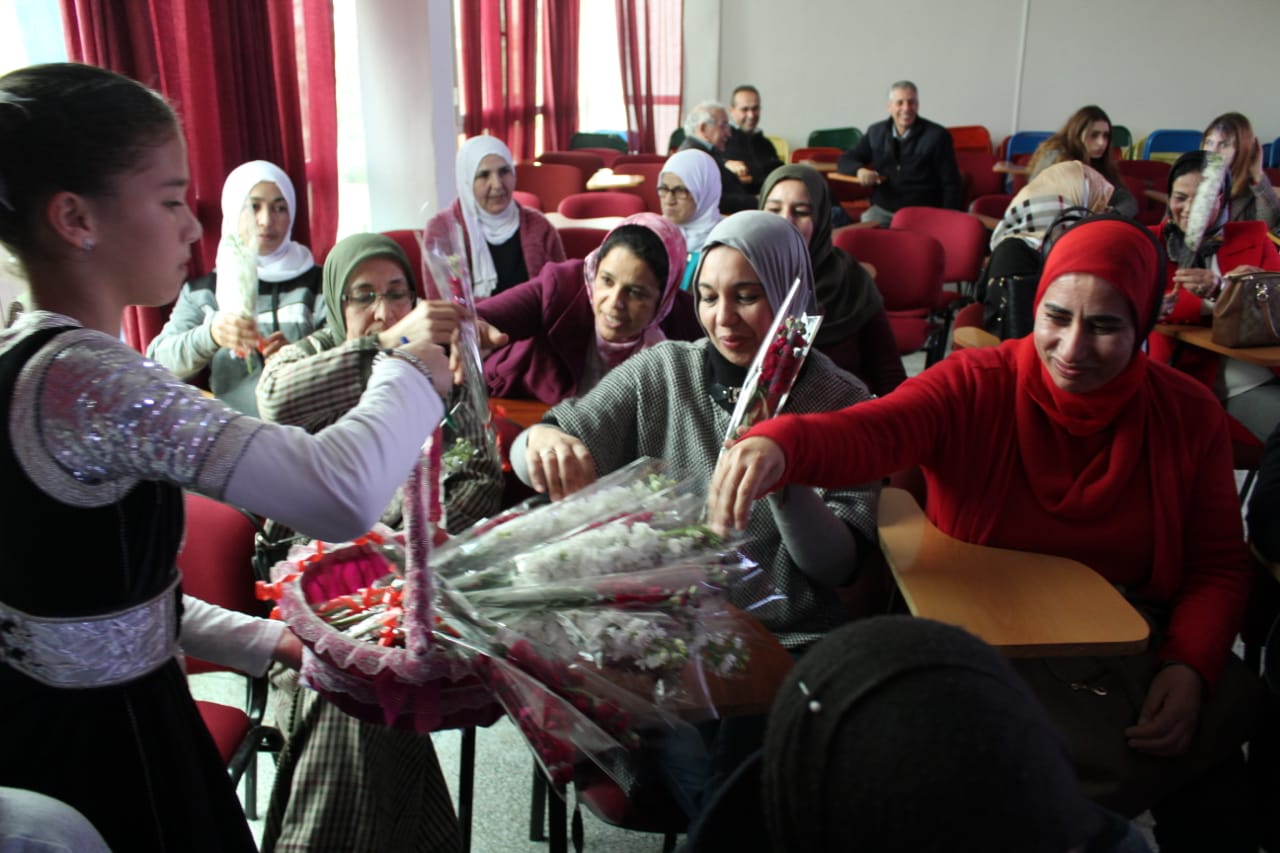 مجموعة مدارس الزيتونة بالجديدة تحتفي باليوم العالمي للمرأة