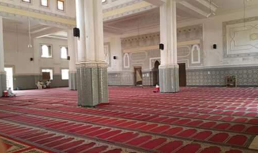 سلطات الجديدة ترفض فتح مسجد حي النسيم امام المصلين لاداء الصلاة في شهر رمضان 