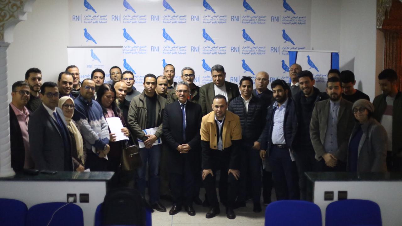 ناصر رفيق يستقطب مجموعة كبيرة من المهندسين إلى الأحرار ويؤسس منظمة المهندسين التجمعيين باقليم الجديدة  