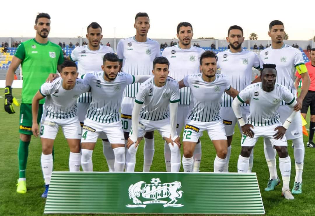 الدفاع الحسني الجديدي يحقق أول فوز له في البطولة رفقة مدربه الجزائري عمراني