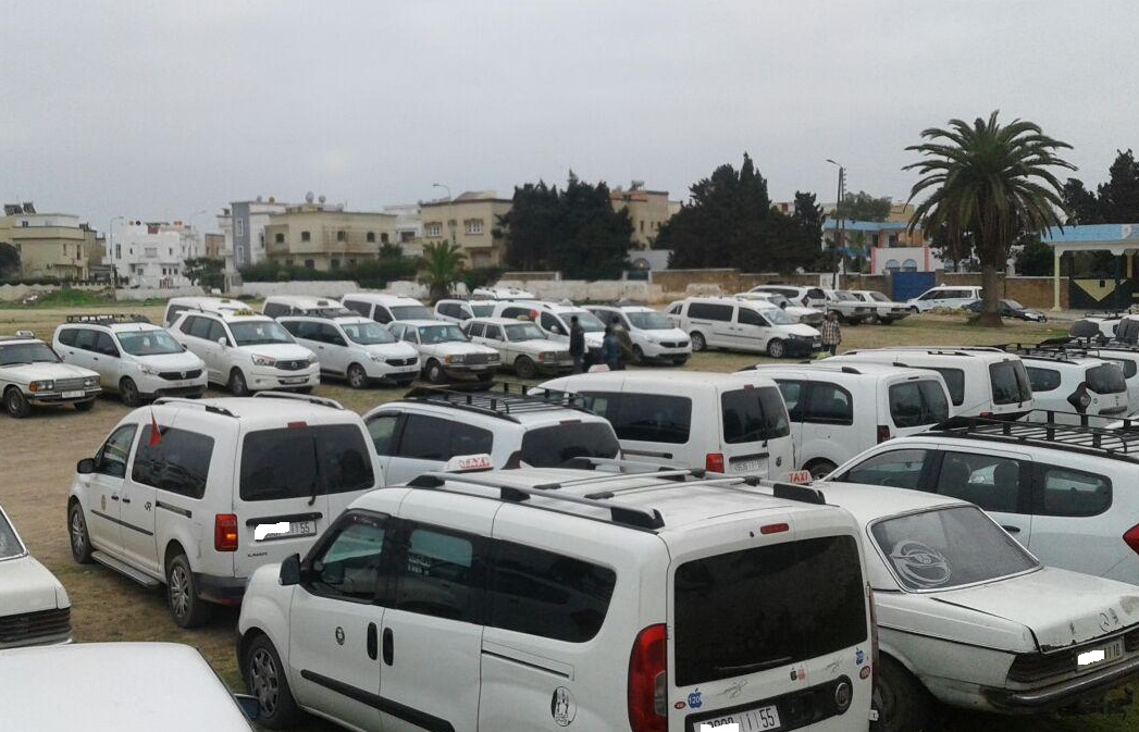 سيارات الأجرة الكبيرة بمولاي عبد الله بإقليم الجديدة تصدر بيانا ضد الحكرة و الاستفزاز   