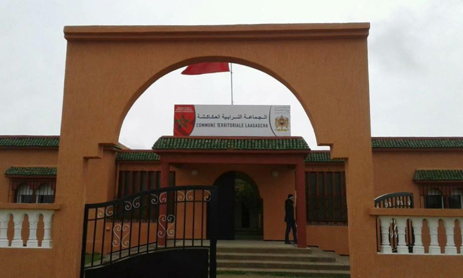نائبين لرئيس جماعة الحكاكشة بإقليم سيدي بنور أمام القضاء بتهمة التزوير