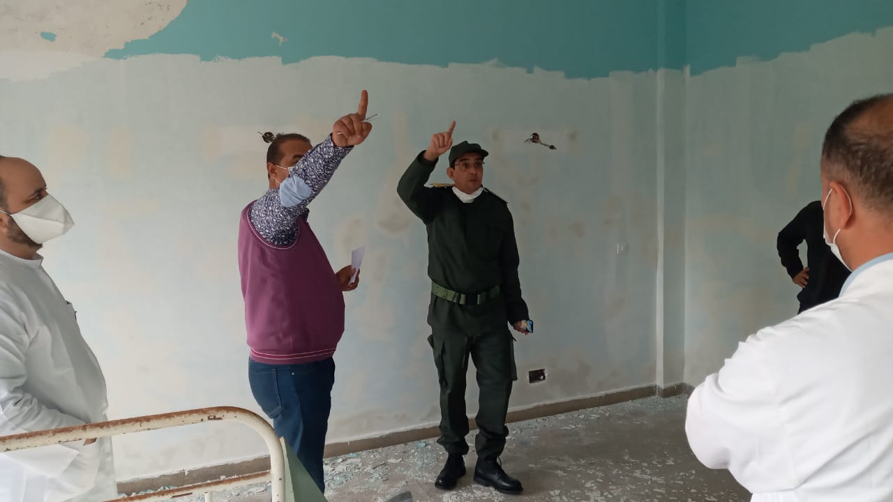 عامل الجديدة يتفقد المقر القديم لمستشفى محمد الخامس بحي البلاطو ويأمر باعادة إصلاحه لايواء المشردين