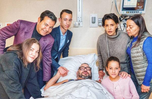 الملك محمد السادس يجري عملية جراحية كللت بالنجاح بمصحة القصر الملكي - الجديدة 24