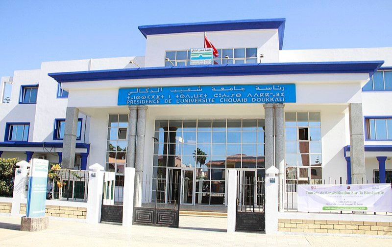 أيهما أولى بجامعة شعيب الدكالي ؟ البحث العلمي والتدريس أم تعويضات المسؤولين  الجامعيين؟