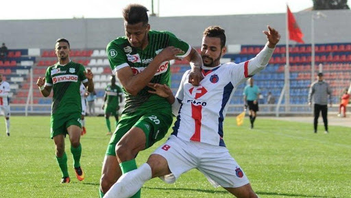 الرجاء البيضاوي يعلن رسميا عن توقيعه لعقد احترافي مع لاعب الدفاع الجديدي مروان الهدهودي 