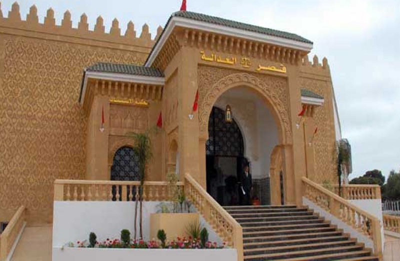 20 سنة سجنا نافذا لرب أسرة بأولاد فرج حاول قتل صغاره بالماء القاطع 