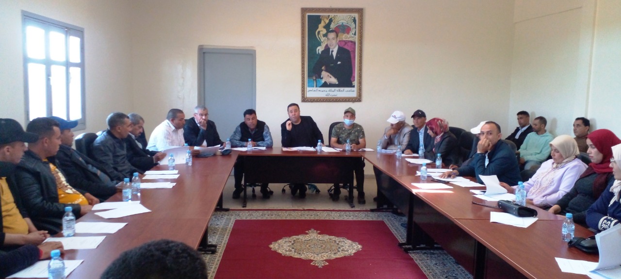 مجلس جماعة اولاد اسبيطة يتنخب النائب السادس للرئيس ويصادق بإجماع على نقط جدول أعماله