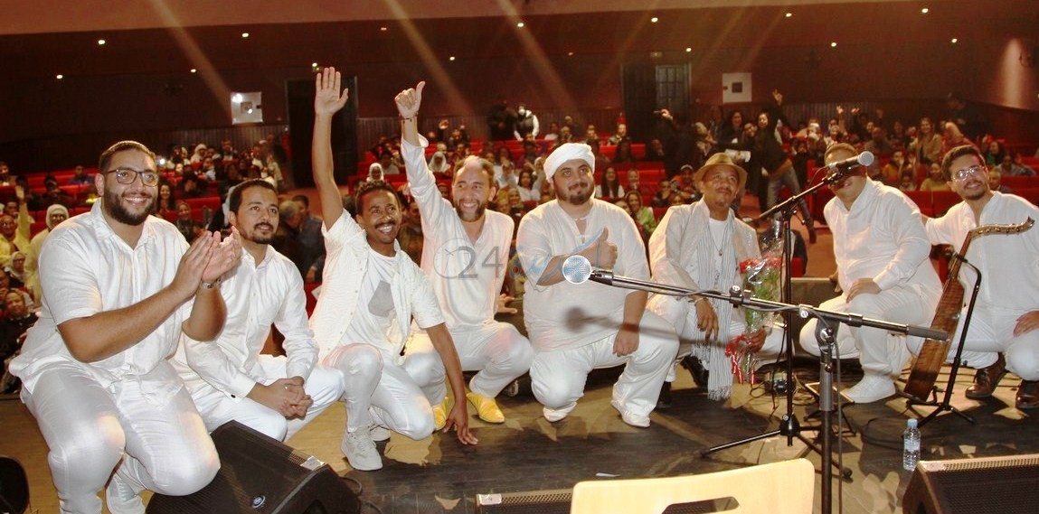 مجموعة  Rouh تلهب منصة مسرح عفيفي في اليوم الثاني من فعاليات ليالي رمضان بالجديدة