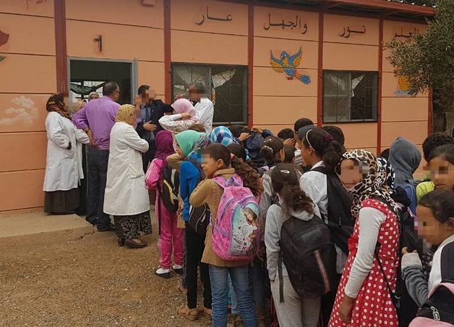 معاناة تلامذة إعدادية خالد بن الوليد باولاد غانم من الاكتظاظ 