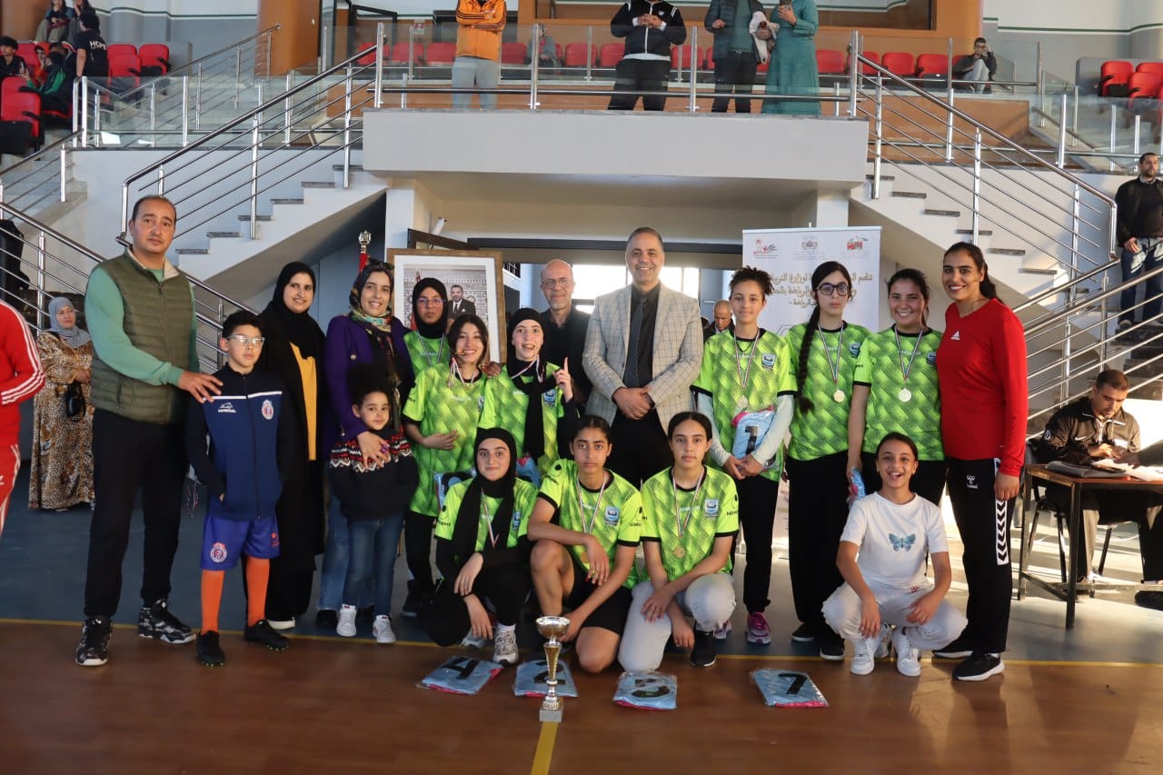 الفريق النسوي للمدرسة الدولية بالجديدة يتوج بكاس دوري رمضان لكرة السلة