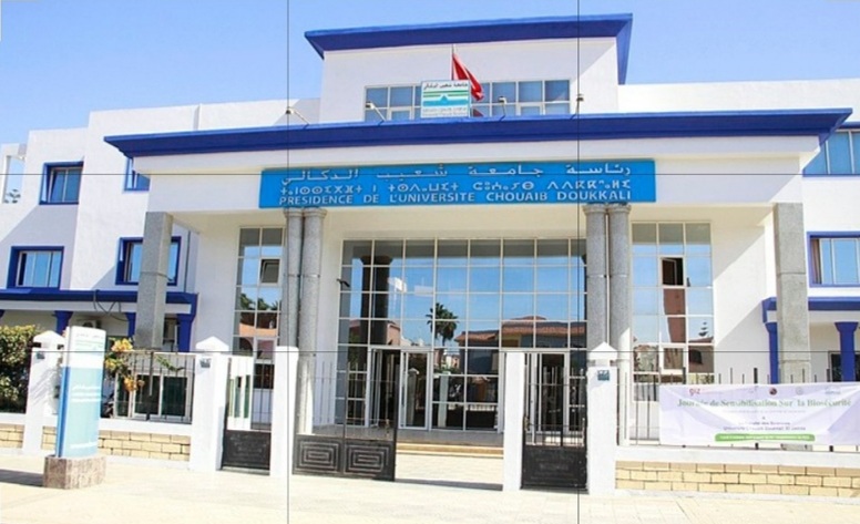 جامعة شعيب الدكالي تصدر بلاغا توضيحيا حول تثبيت لوحات إرشادية لمسارات الإخلاء بالجديدة