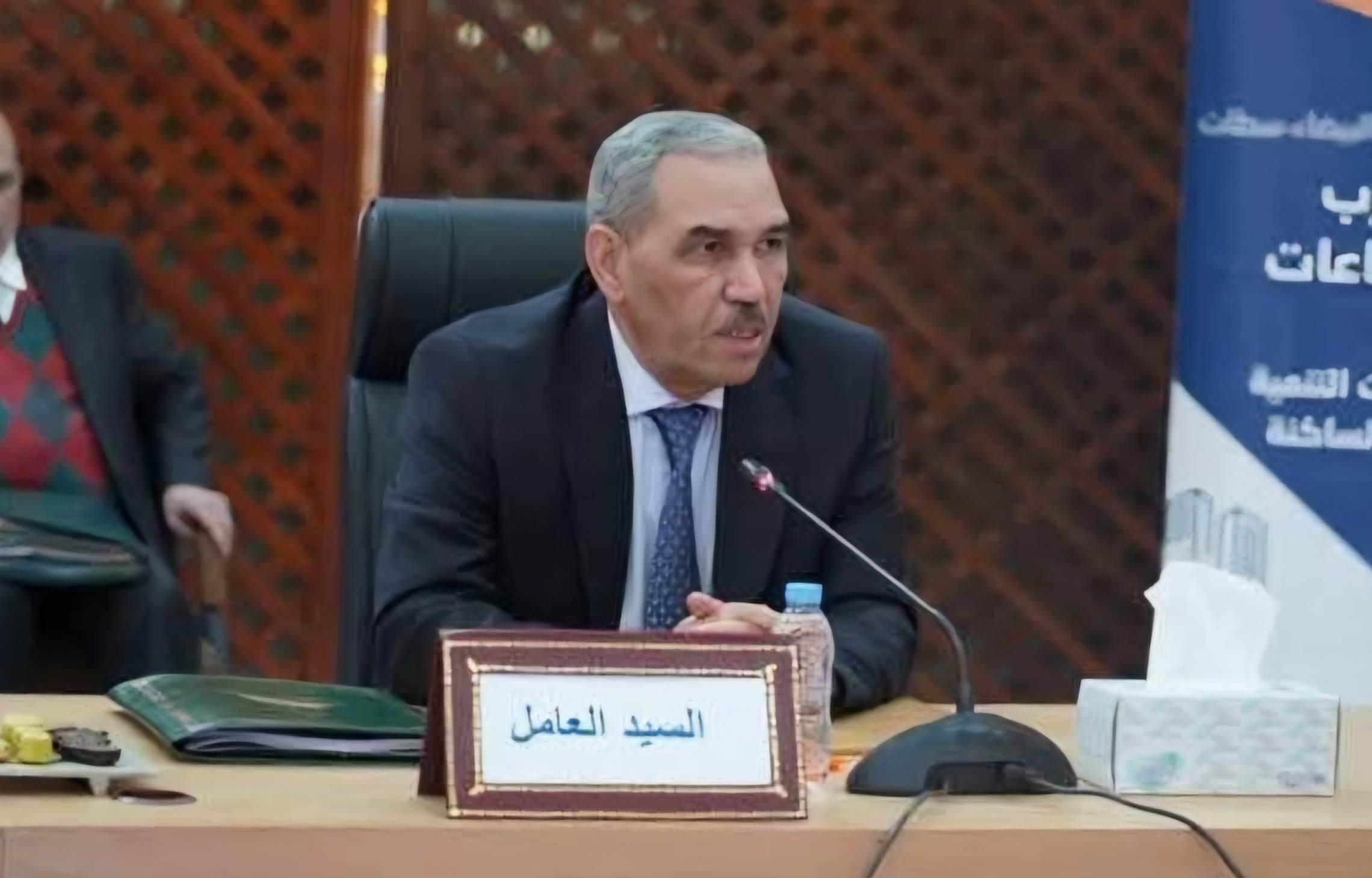 عامل الجديدة ينجح في توحيد الأغلبية والمعارضة بالمجلس الجماعي للتصويت على مشاريع كبرى بعاصمة دكالة 