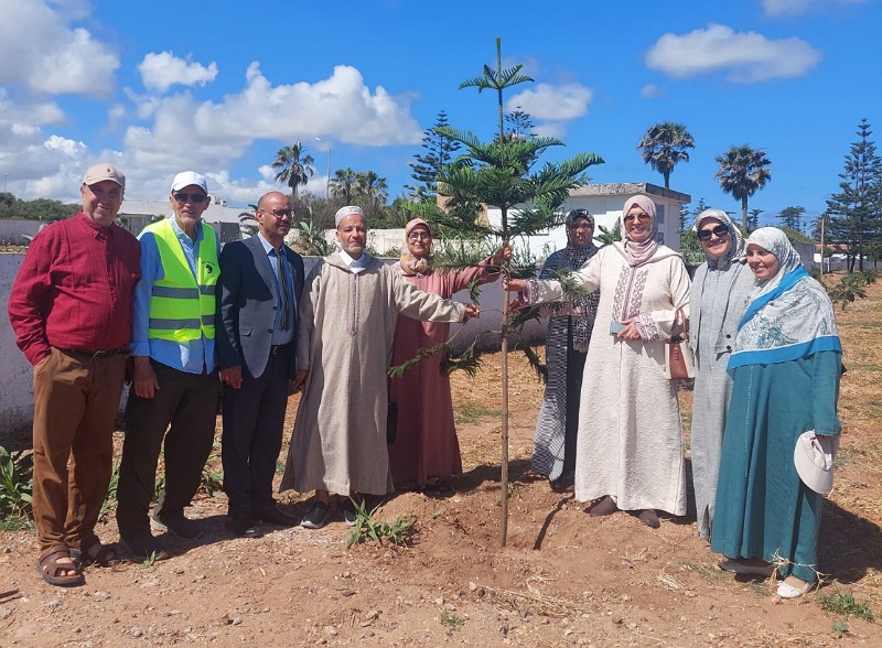 تفائل كبير بمدينة الجديدة بعد تقديم الأسطول الجديد لشركة النظافة للسنوات السبع القادمة الرجاء الجديدي يحقق الصعود إلى القسم الوطني الأول هواةالعثور على جثة خمسيني بمطرح النفايات القديم بحي الغزوة بوسط الجديدة الجديدة : جائزة محمد الصديقي لسنة 2025 تمنح للدكتور ابراهيم المناري  - الجديدة 24