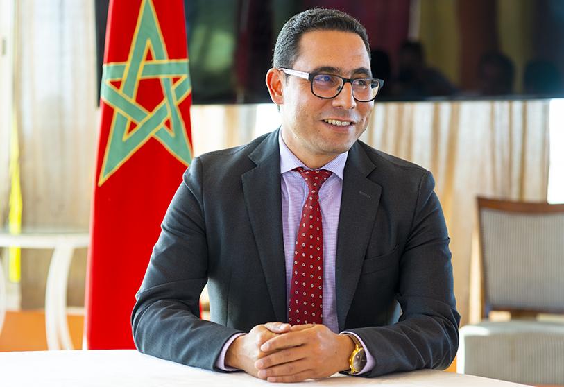 عامل إقليم سيدي بنور يضبط العلاقة التواصلية مع الجسم الصحفي: نحو تنظيم أكثر مهنية وانضباطاً