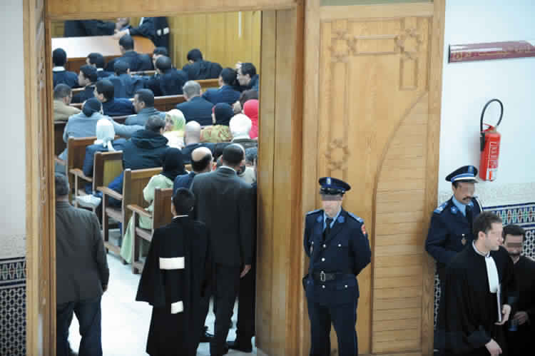 12 سنة سجنا لـ 3  ''مقدمين'' بالجديدة في قضية الشهادات الإدارية المشبوهة